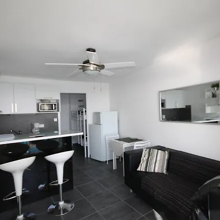 La Voile Blanche 2 Frontignan